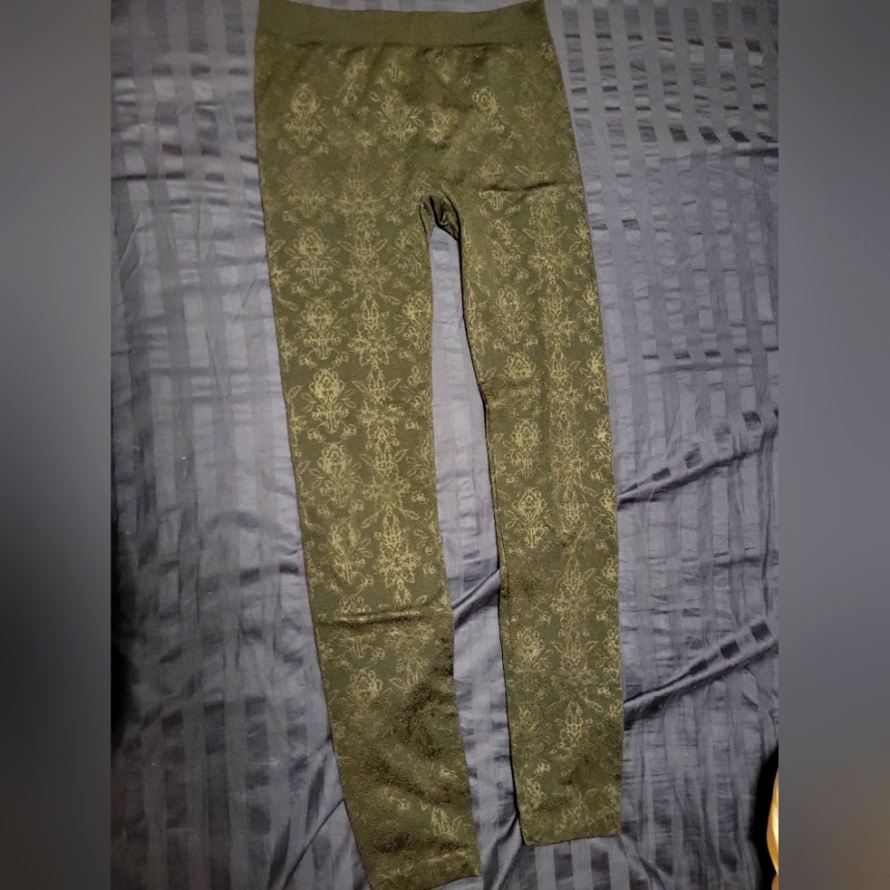 Pink Republic black leggings